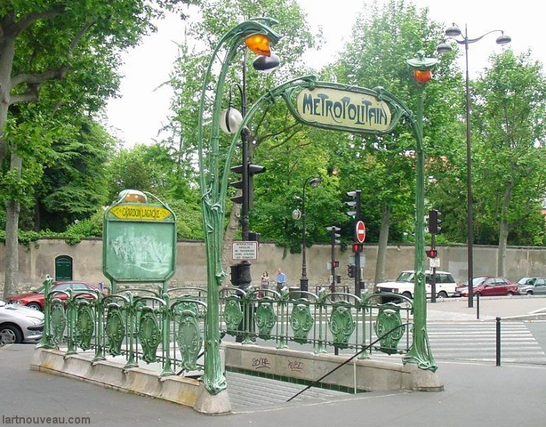 Metro sign in Paris, Hector Guimard