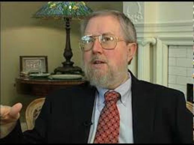 Evans y Stanovich (2013)