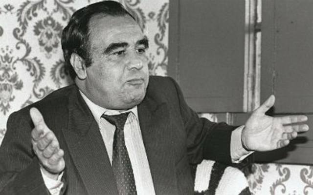 Asesinaron al presidente de la Unión Patriótica, Jaime Pardo Leal.