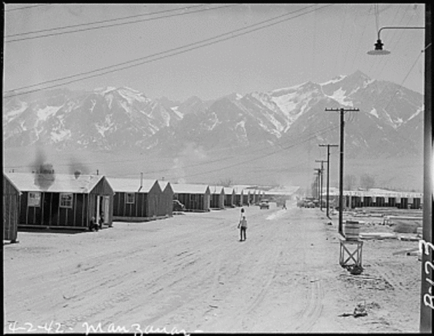 Manzanar Camp Closes