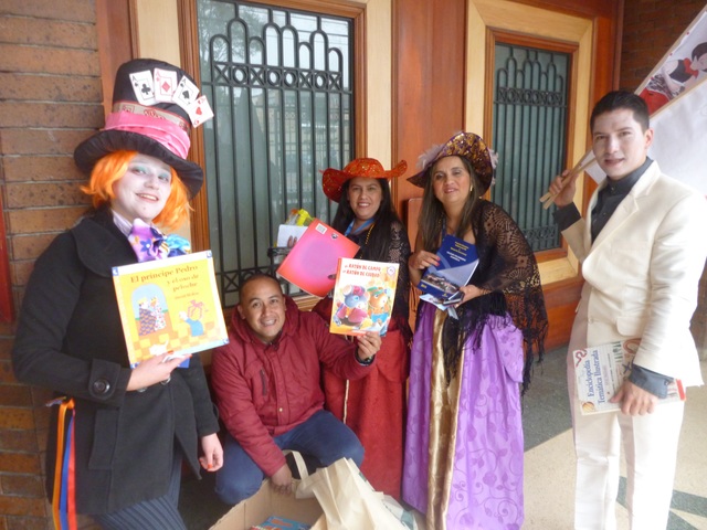 Venta de bonos y recoleccion de libros