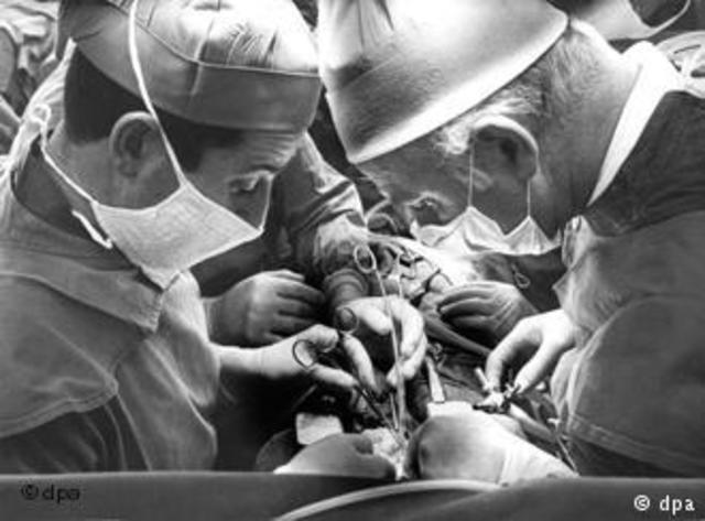 Primer corazon artifical