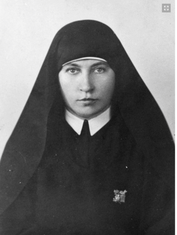 The Daughters of Saint Paul Come to America