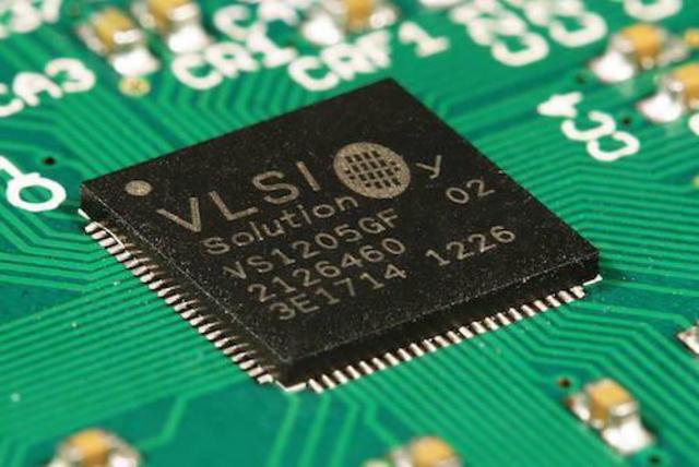 CUARTA GENERACIÓN (1975) VLSI: