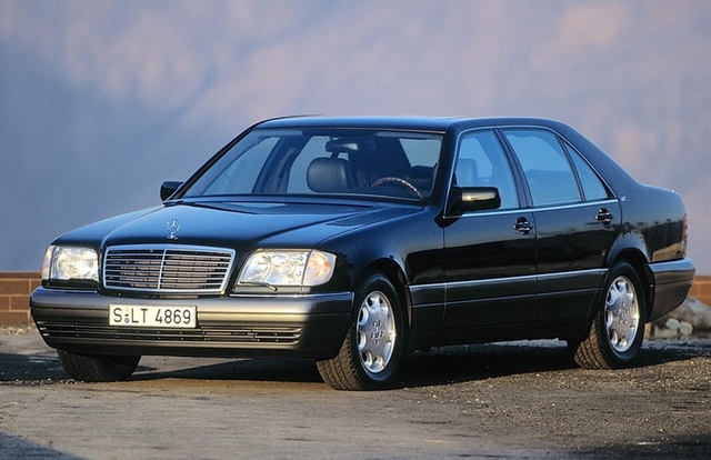Седан Mercedes-Benz S-класса третьего поколения (W140), 1991–1998