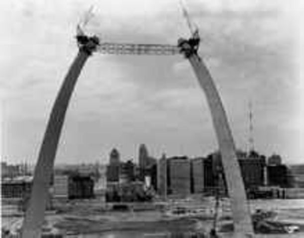 St. Louis Arch Constructed