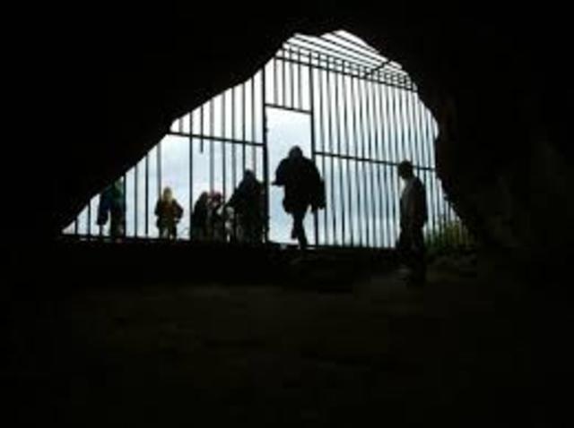 Tom and Becky get out of the cave