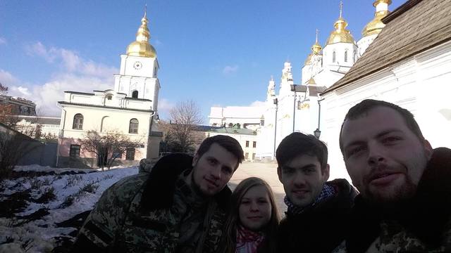 Провели друзів капеланів на Схід