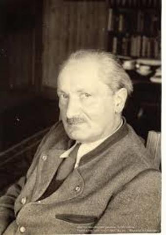 MARTIN HEIDEGGER (1889 - 1976)