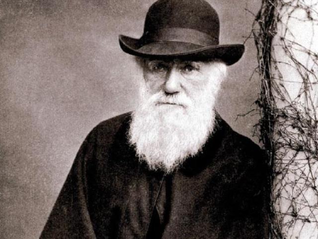 CHARLES DARWIN