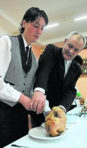 WHEN I WAS 9 YEAR, I USED TO CARVE, I COULDN'T DO LUNCH AND I USED TO CARVE