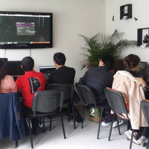 Curso de Postproducción en IDHI