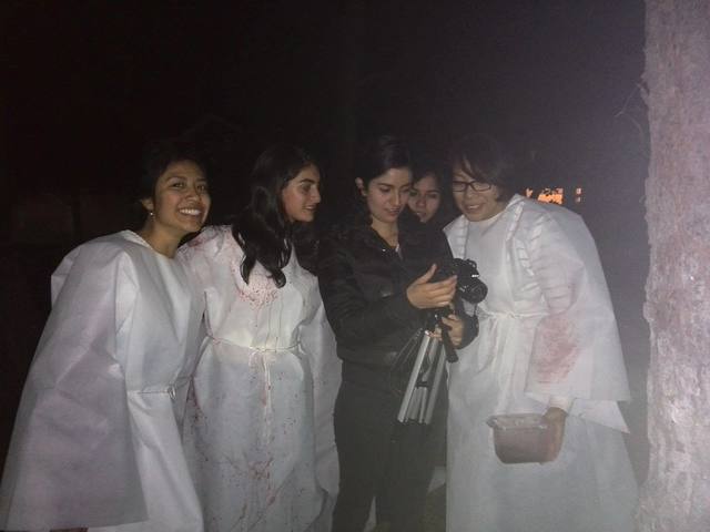 Participación en el corto: Ella