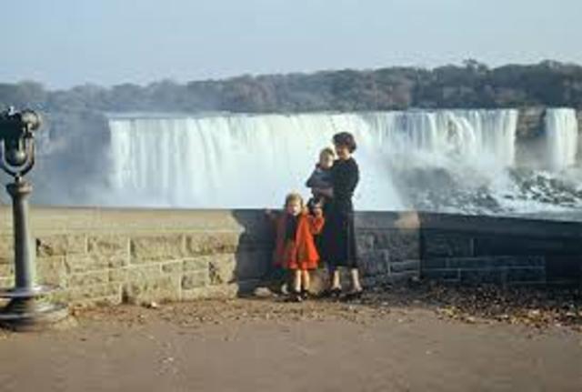 nuevos procedimientos permiten mejorar la velocidad y la sensibilidad a la luz de las películas a color y en blanco y negro