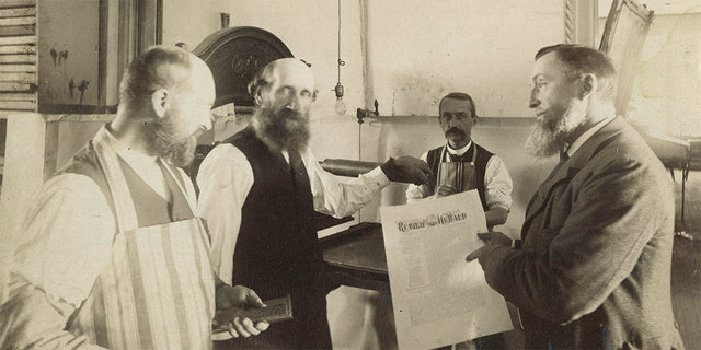 Review & Herald Publishing Assn. Started