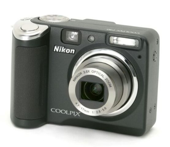 Nikon - Cámara Digital fotográfica