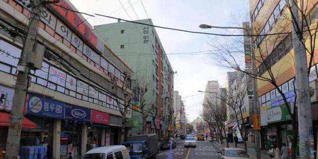 My family moved from Seongbuk to Mapo in Seoul.