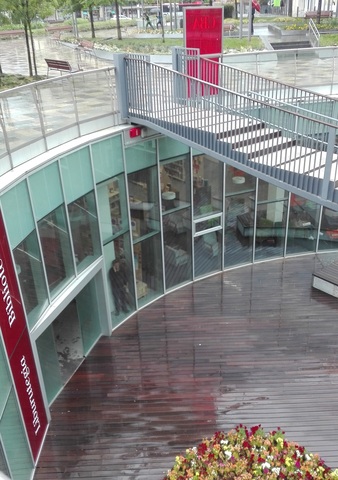 9:30 estudiar en la biblioteca