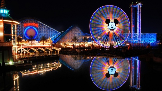 Disney California Adventure Park opens