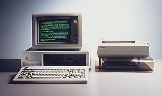 12 de Abril de 1981 IBM lanza el PC