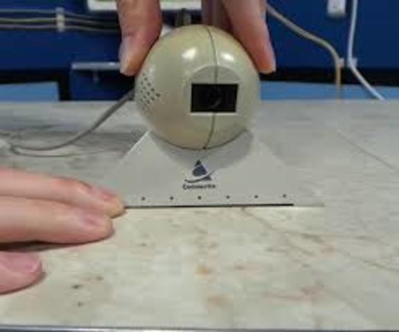 Dr. Quentin Stafford-Fraser and Paul Jardetzky create the first webcam