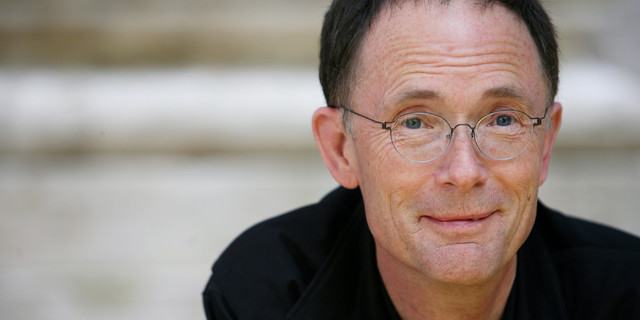 En 1985 la Internet ya era una tecnología establecida,El autor William Gibson hizo una revelación: el término "ciberespacio