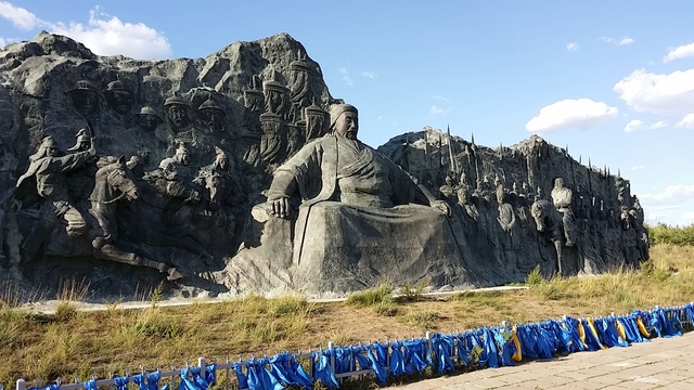 Marco Polo visits Xanadu