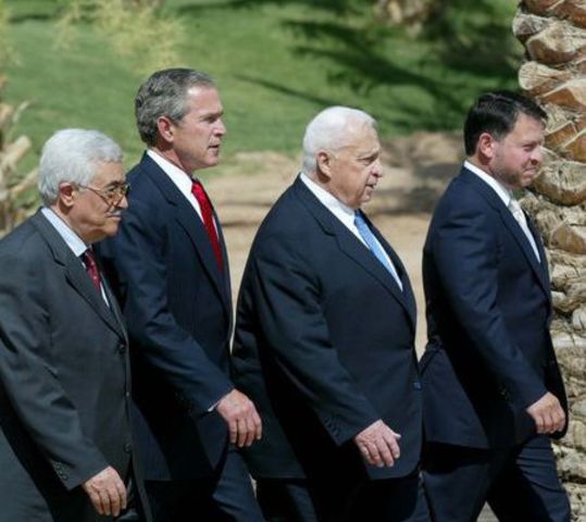 Geneva Accords: Palestinian and Israeli Politicians Release Symbolic Peace Agreement