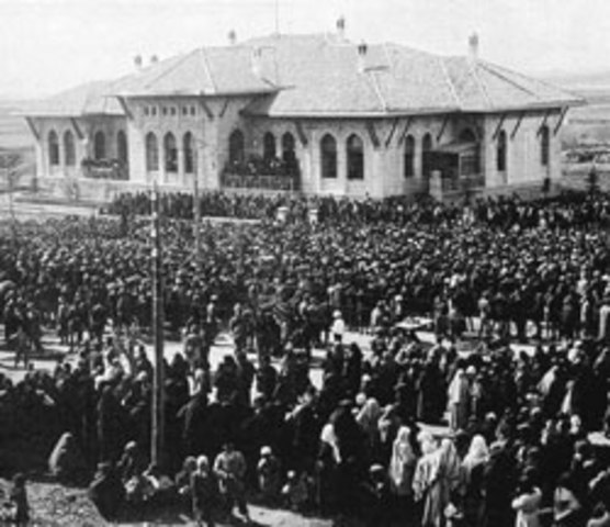 National Assembly of Turkey abolishes the Ottoman Sultanate