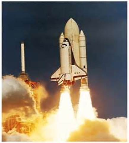 Creacion del cohete espacial.