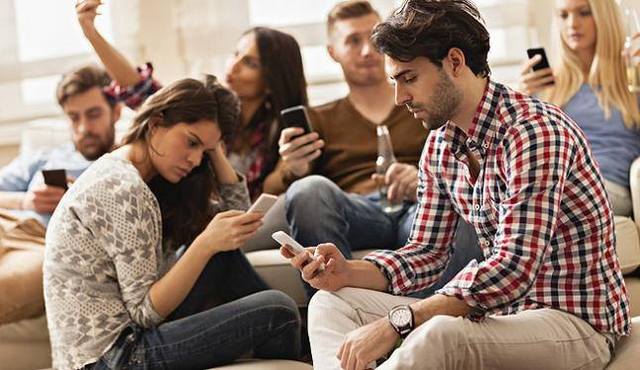 NIÑOS Y ADOLESCENTES HOY