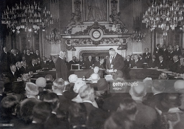 The Locarno Pacts are Signed