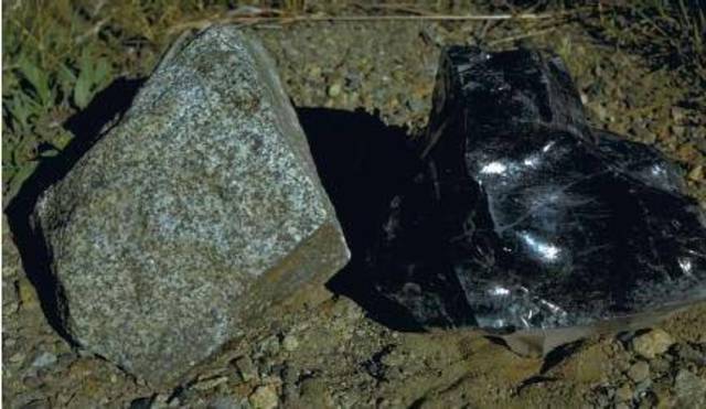 Intrusive Igneous vs Extrusive Igenous Rocks