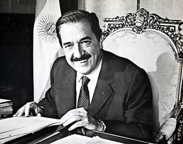 Presidencia de Raúl Alfonsín (1983-1989)