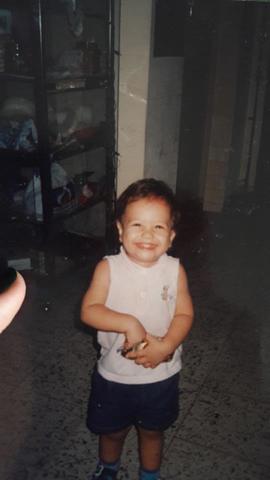 2 años, Siendo happy