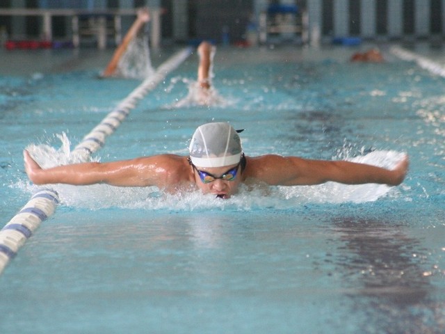 I started to go to swiming school.