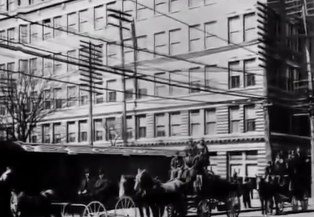 Las patentes de Bell expiran, surgen compañías independientes en EEUU.