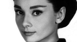 Timeline: Биография Одри Хепбёрн