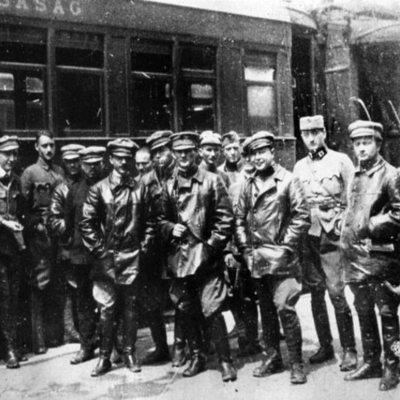 Timeline: őszirózsás forradalom, Tanácsköztársaság