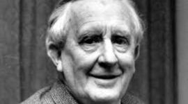Timeline: J. R. R. TOLKIEN, "el padre de la literatura moderna de fantasía"