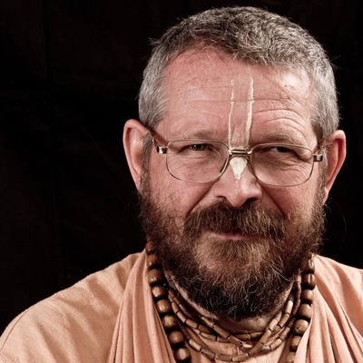 Timeline:  Srila Bhakti Aloka Paramadvaiti Swami Maharaj