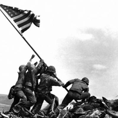 Timeline: World War Two: Timeline       By: Allie McIntyre B2 5/15/17