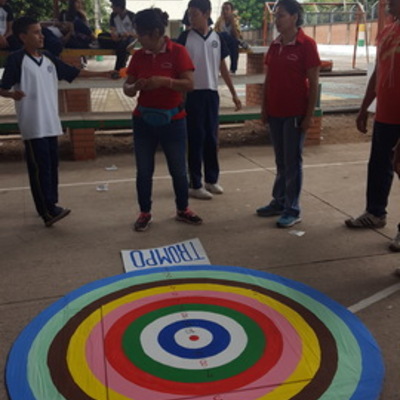 Timeline: JUEGOS TRADICIONALES