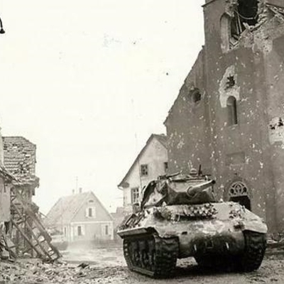 Timeline: los fascismos, la segunda guerra mundial, de la crisis del 98 a la guerra civil,la guerra fría,la descolonización y el tercer mundo.