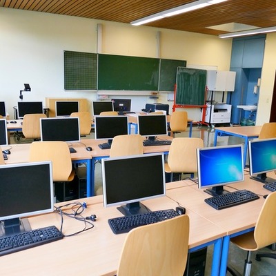 Timeline: Οι ΤΠΕ στην εκπαίδευση