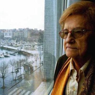 Timeline: corin tellado