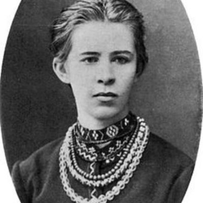 Timeline: Життєвий та творчий шлях Лесі Українки