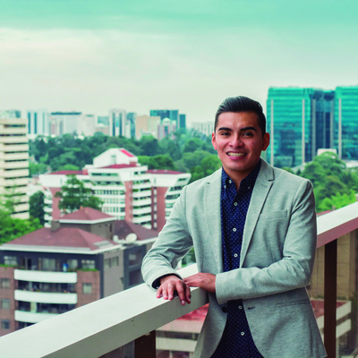 Timeline: Biografía