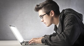 Timeline: LA COMPUTADORA Y SUS GENERACIONES, A TRAVÉS DEL TIEMPO