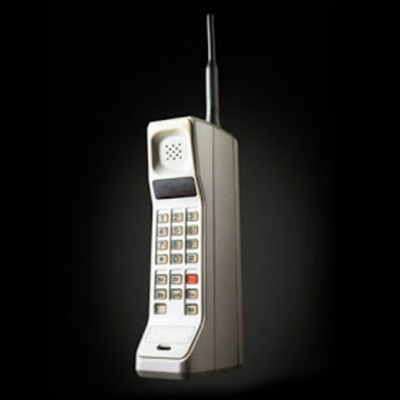 Timeline: GENERACIÓN DE LA TELEFONÍA CELULAR